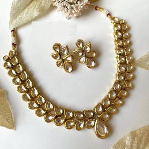 Kundan Necklace Set