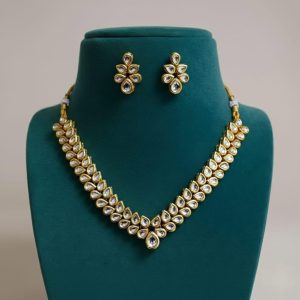 Delicate Kundan Necklace